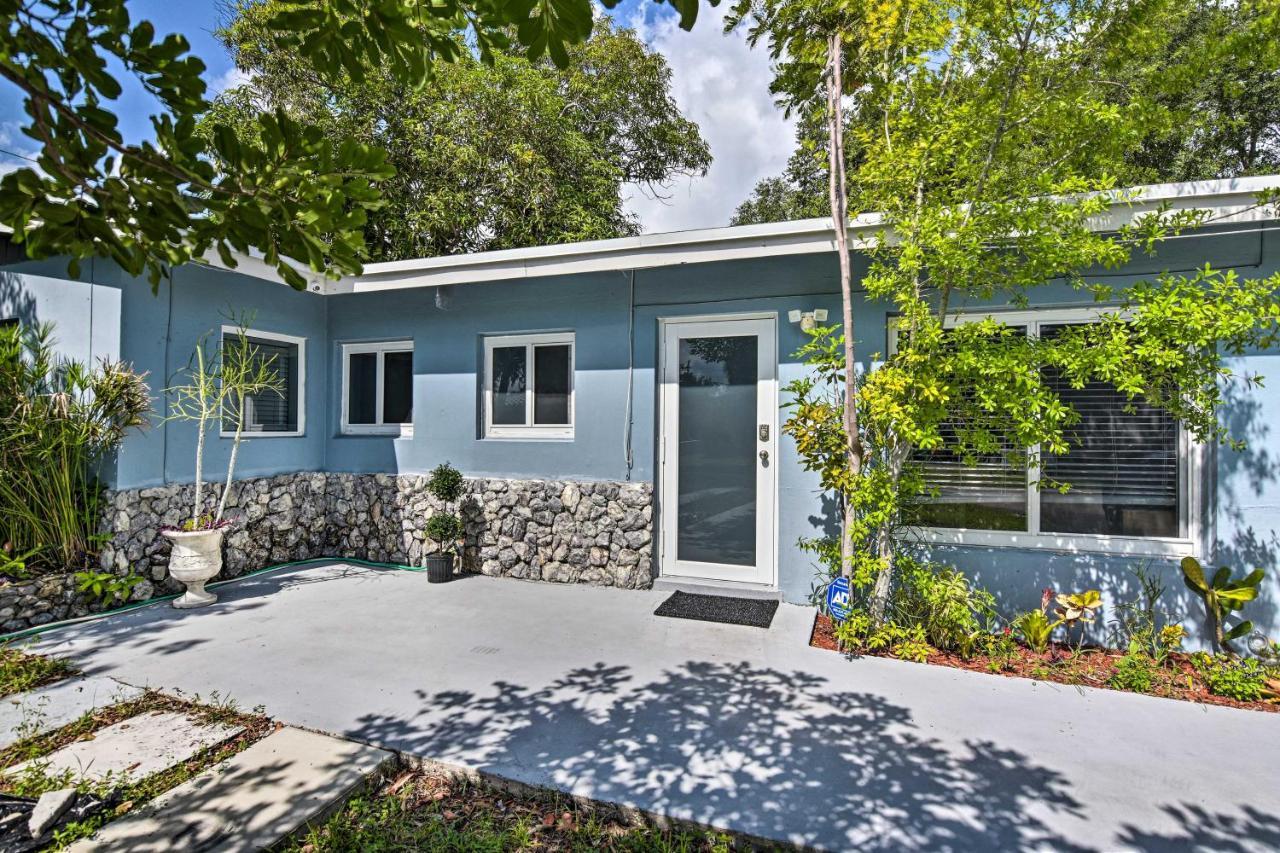 Shady And Eclectic Fort Lauderdale Dwelling With Yard! エクステリア 写真