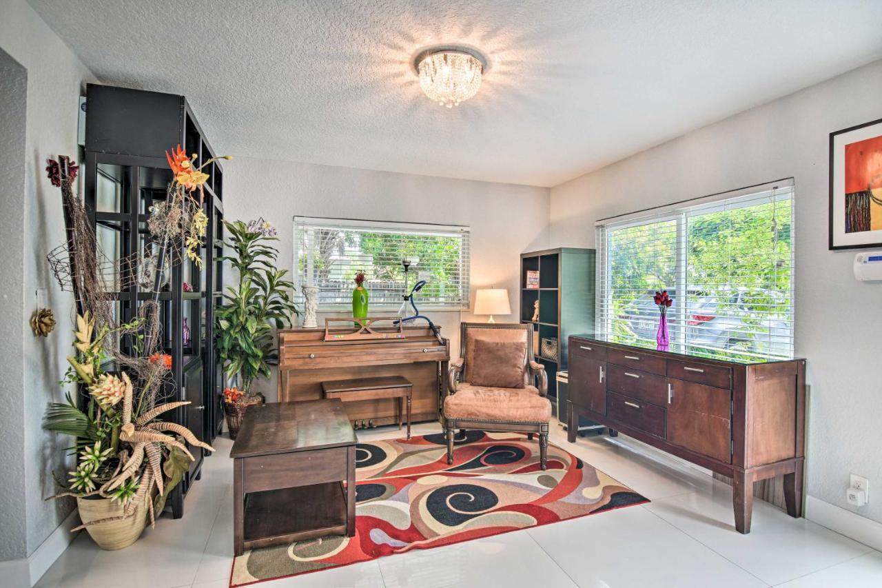 Shady And Eclectic Fort Lauderdale Dwelling With Yard! エクステリア 写真